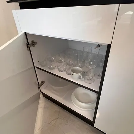 Daire Air Conditioned 1 Vienna Gate, 1